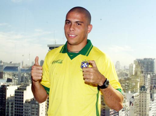 ronaldo.jpg (26202 bytes)